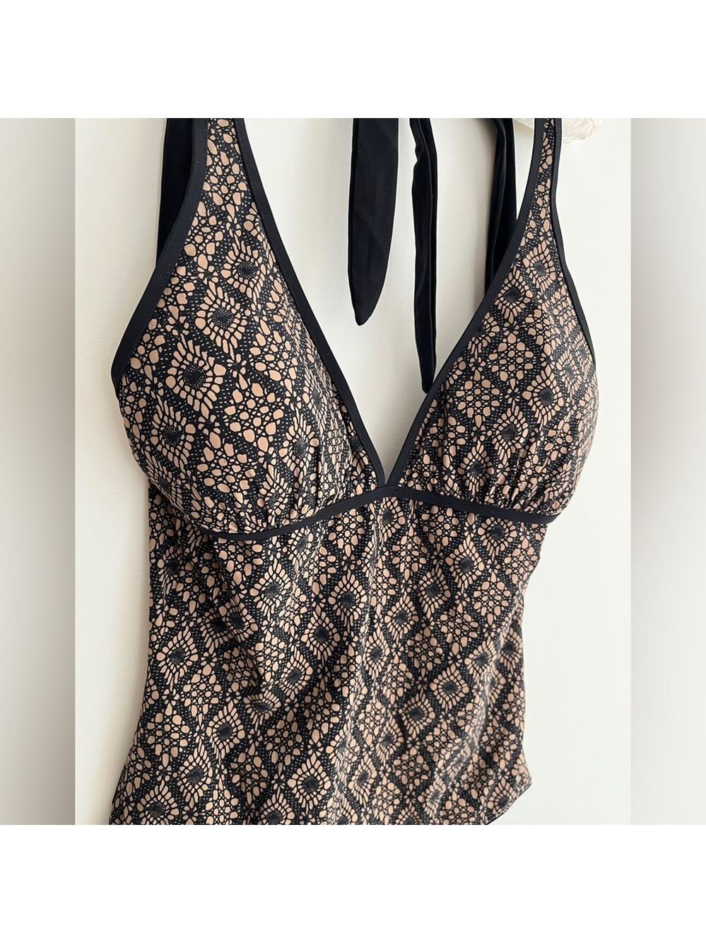 COMMANDO Reversible One Piece Swimsuit Black Nude Lace Plunging Neckline Beach - Picture 6 of 13
